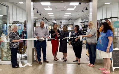 Auburn Celebrates the Opening and Expansion of An Angel’s Wing with Ribbon Cutting